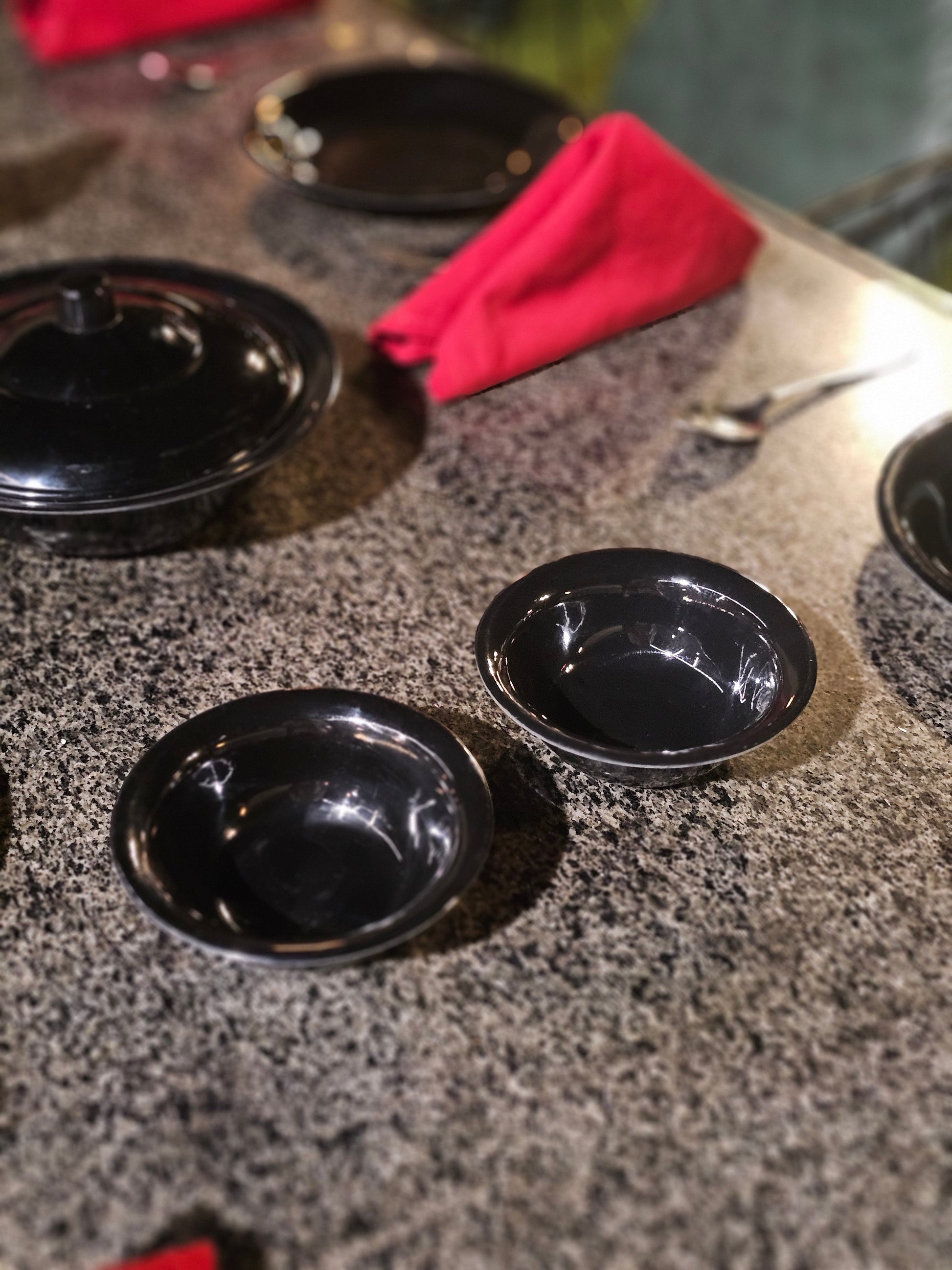 Siyah Nazakat Dinner Set