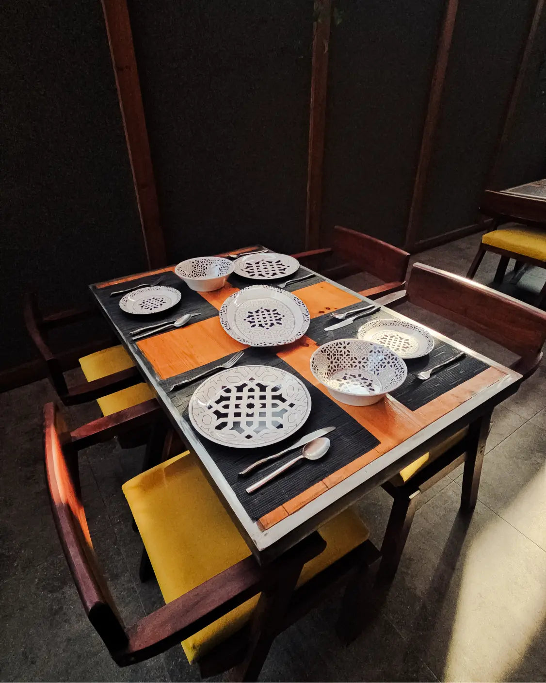 Aafreen Dinner Set
