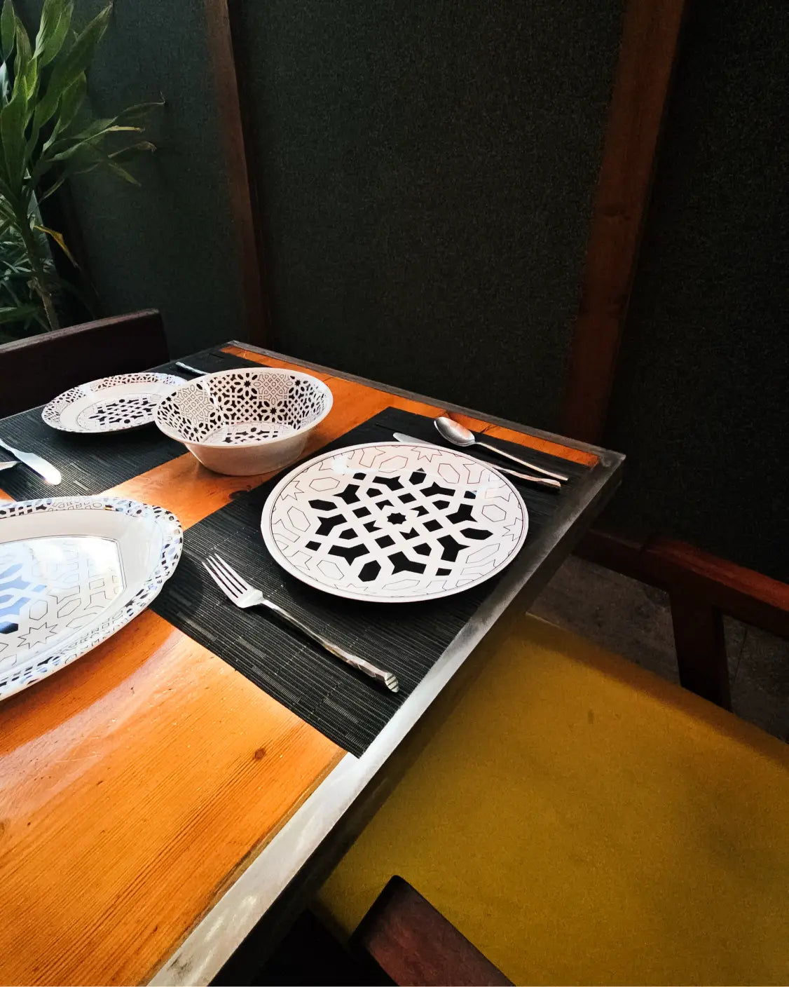 Aafreen Dinner Set