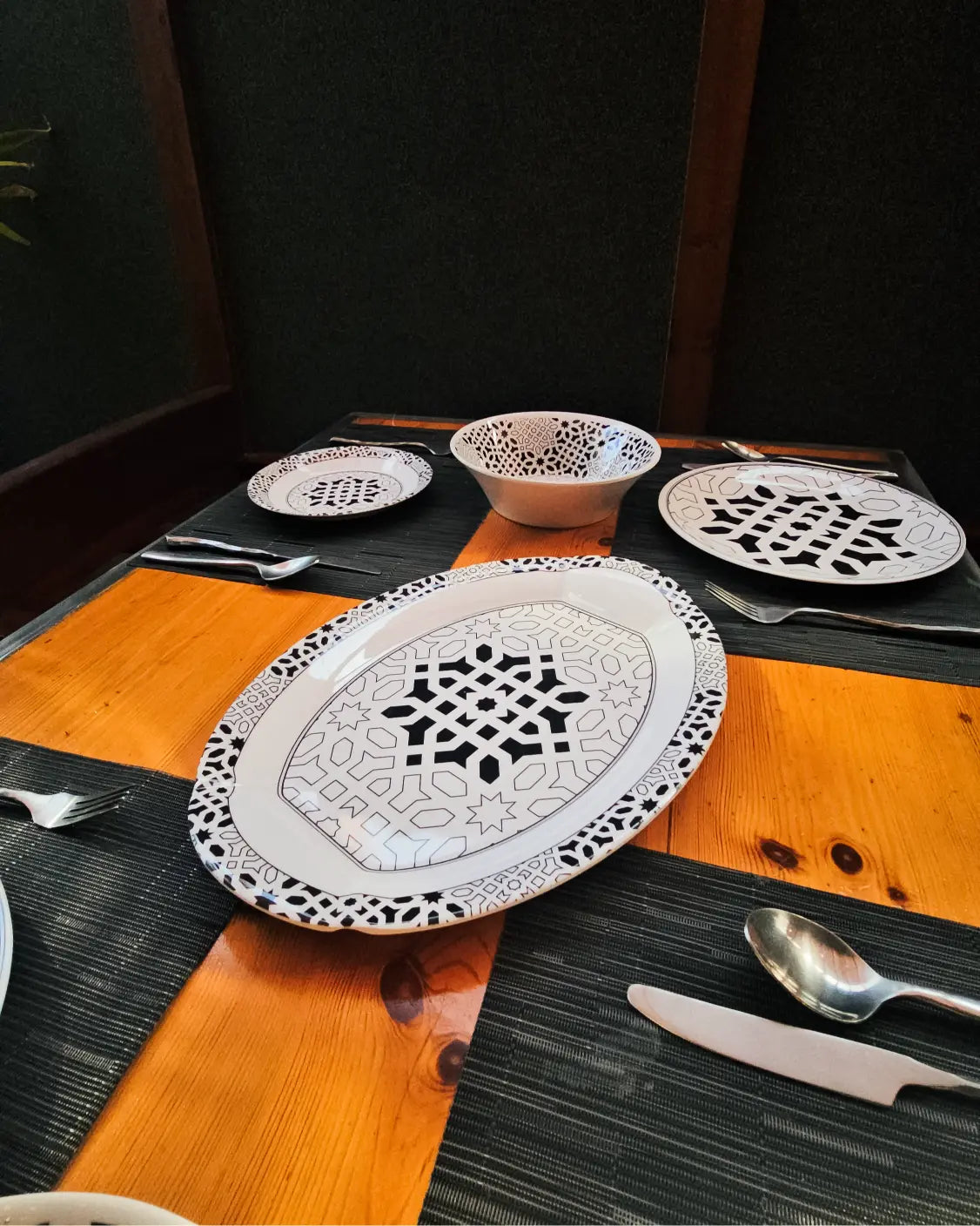 Aafreen Dinner Set
