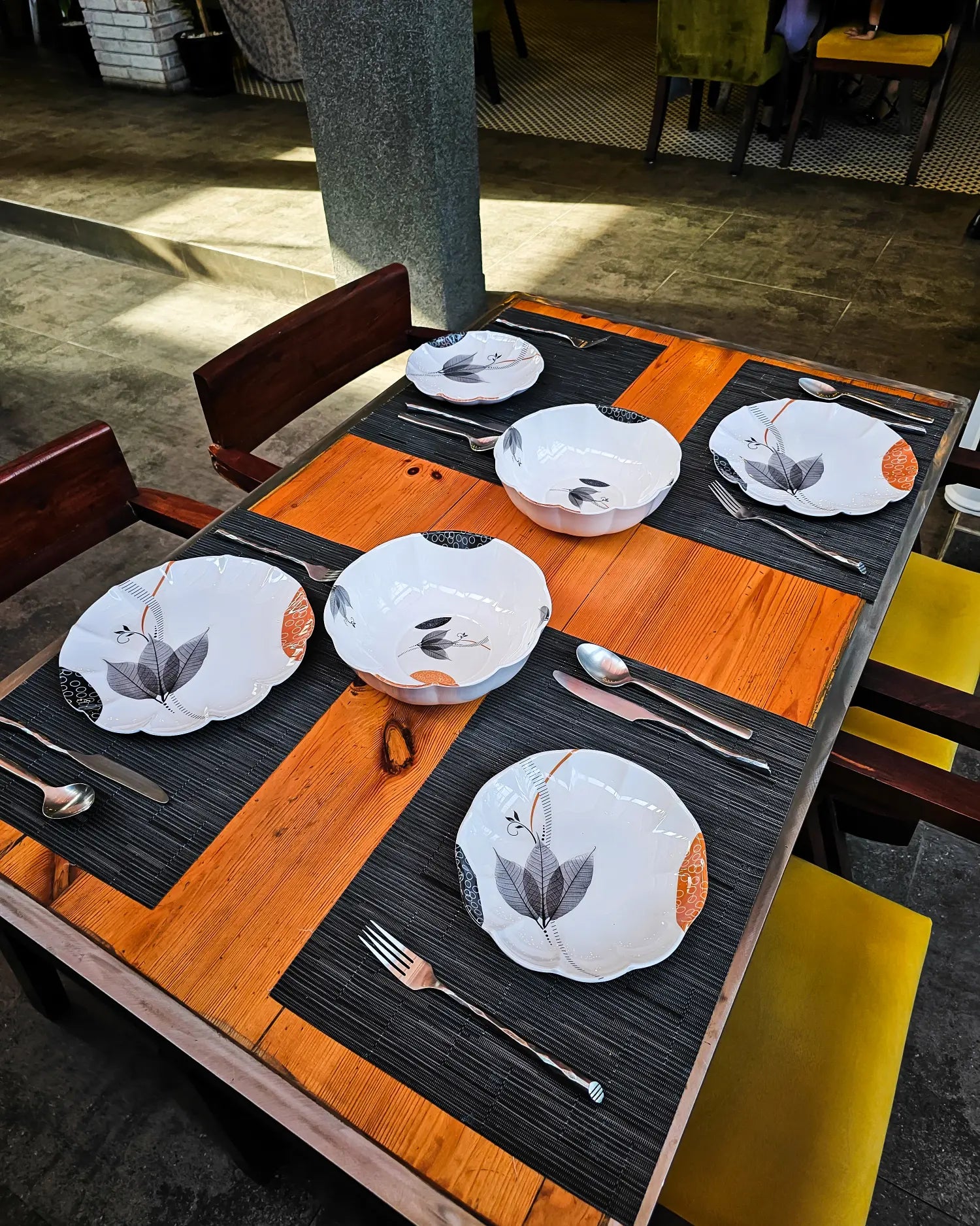 Zewar Dinner Set